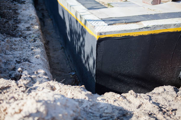 Professional Crawl Space Encapsulation technician working in Stevenson, WA